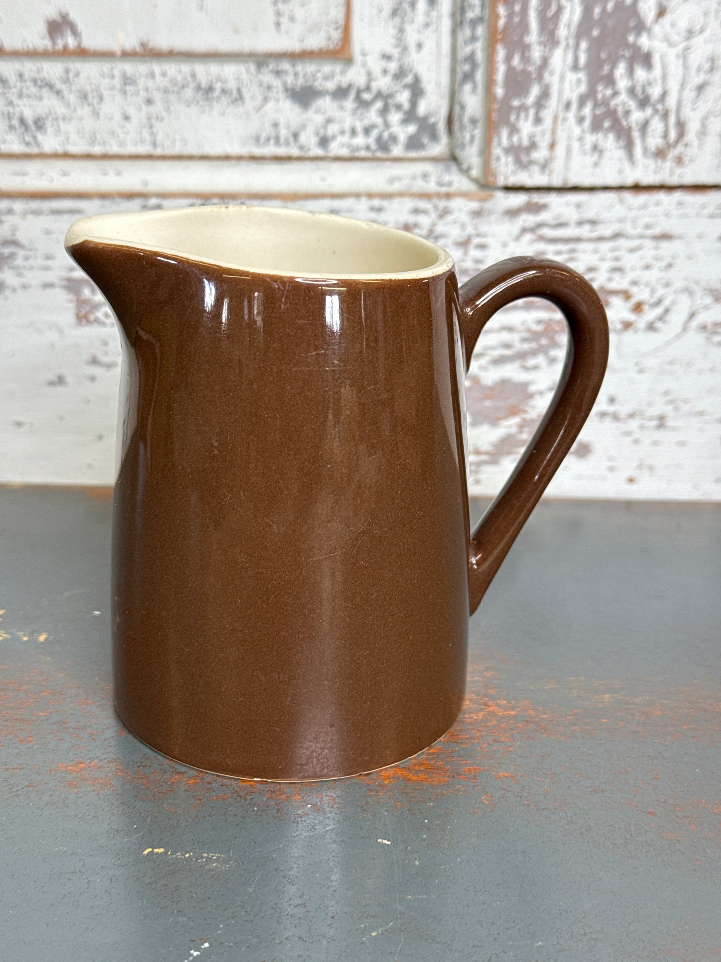 Brown Creamer (A1)