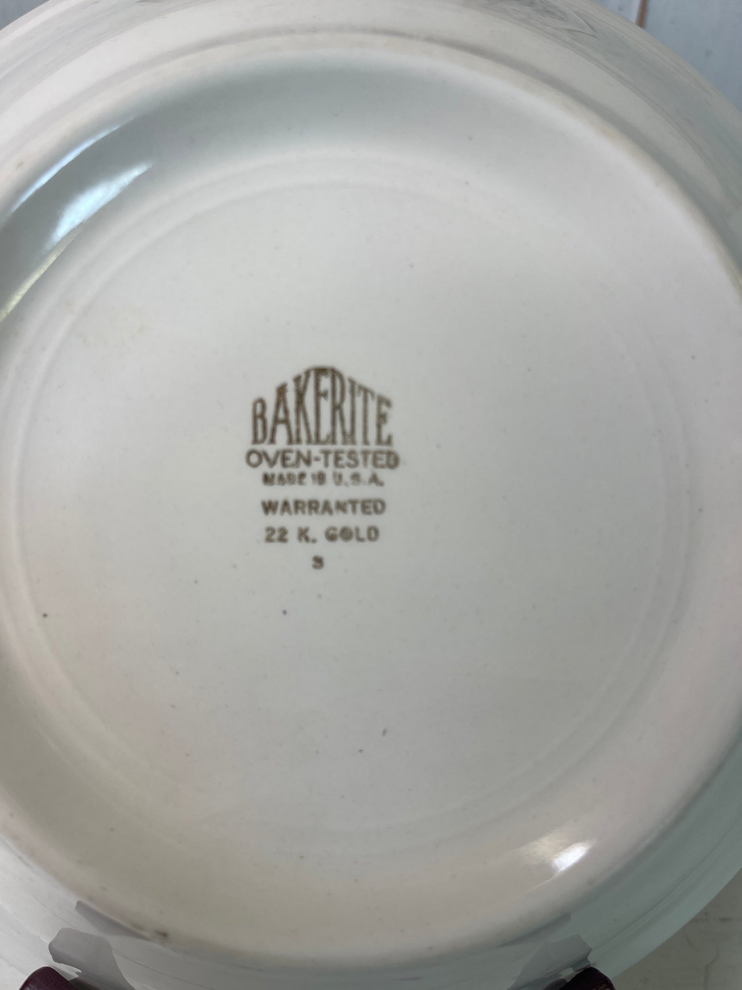 Bakerite Round Salad Bowl (B3)