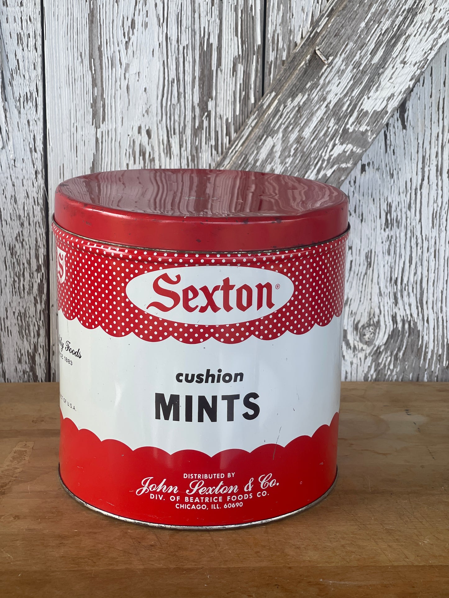 Vintage Sexton Cushion Mints Tin