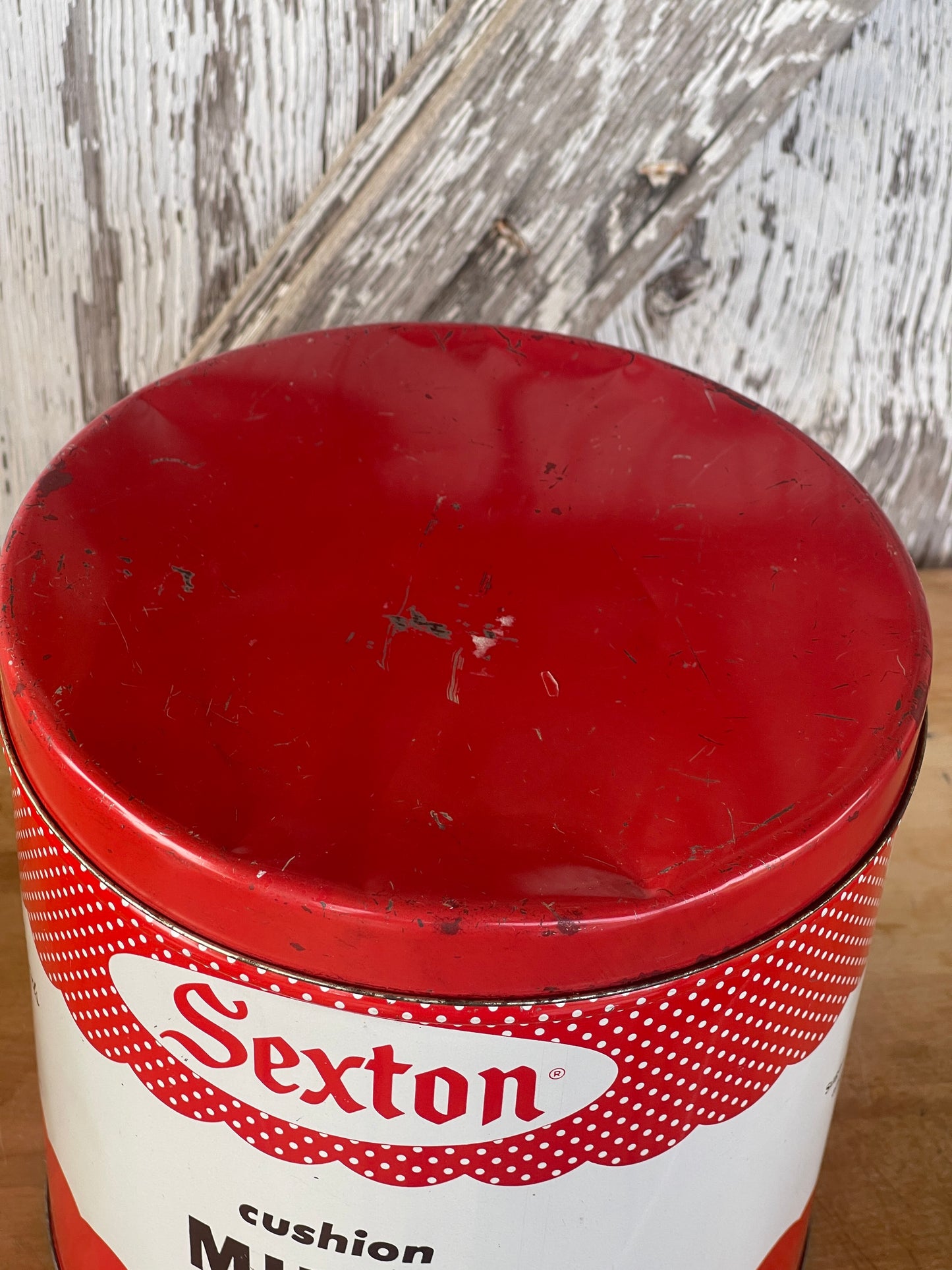 Vintage Sexton Cushion Mints Tin