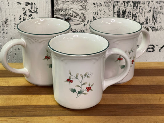 Pfaltzgraff Winterberry Coffee Mugs (Set of 3)