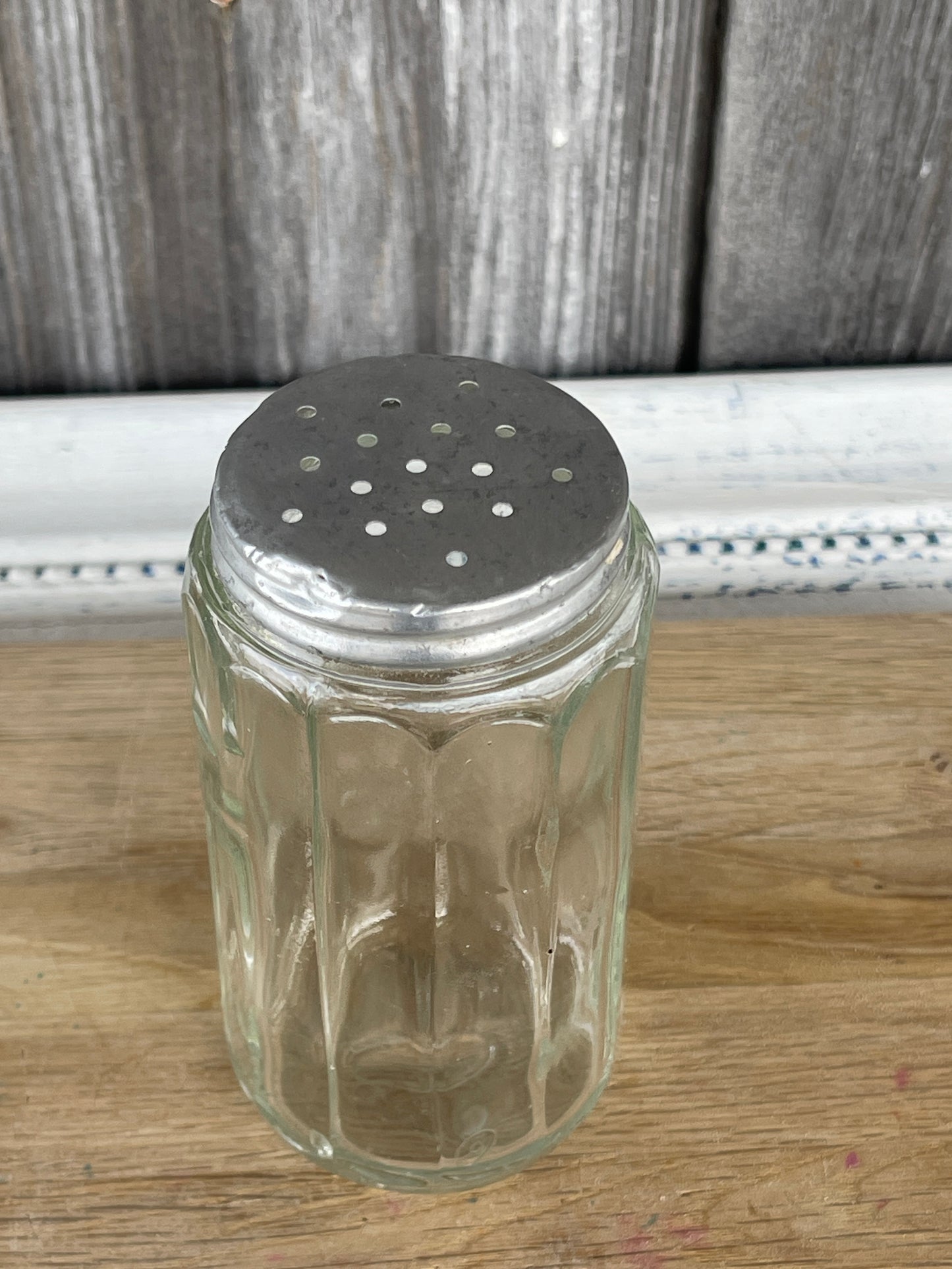 Clear Jar Metal Cap Shaker