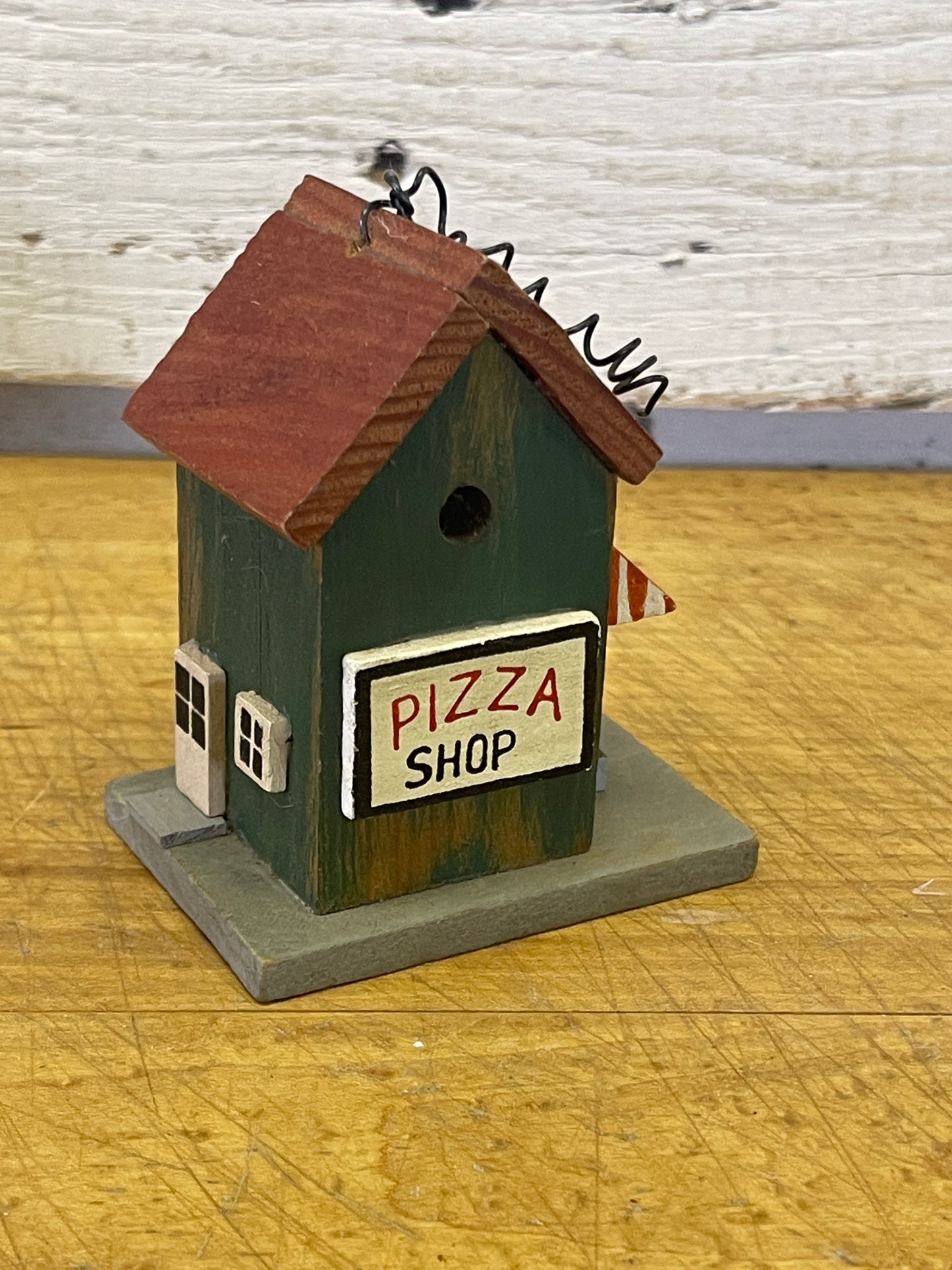 Pizza Birdhouse